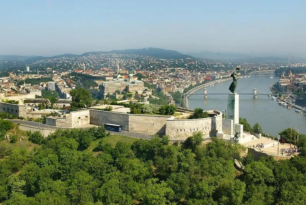 Budapest Central Port Apartment 0*,